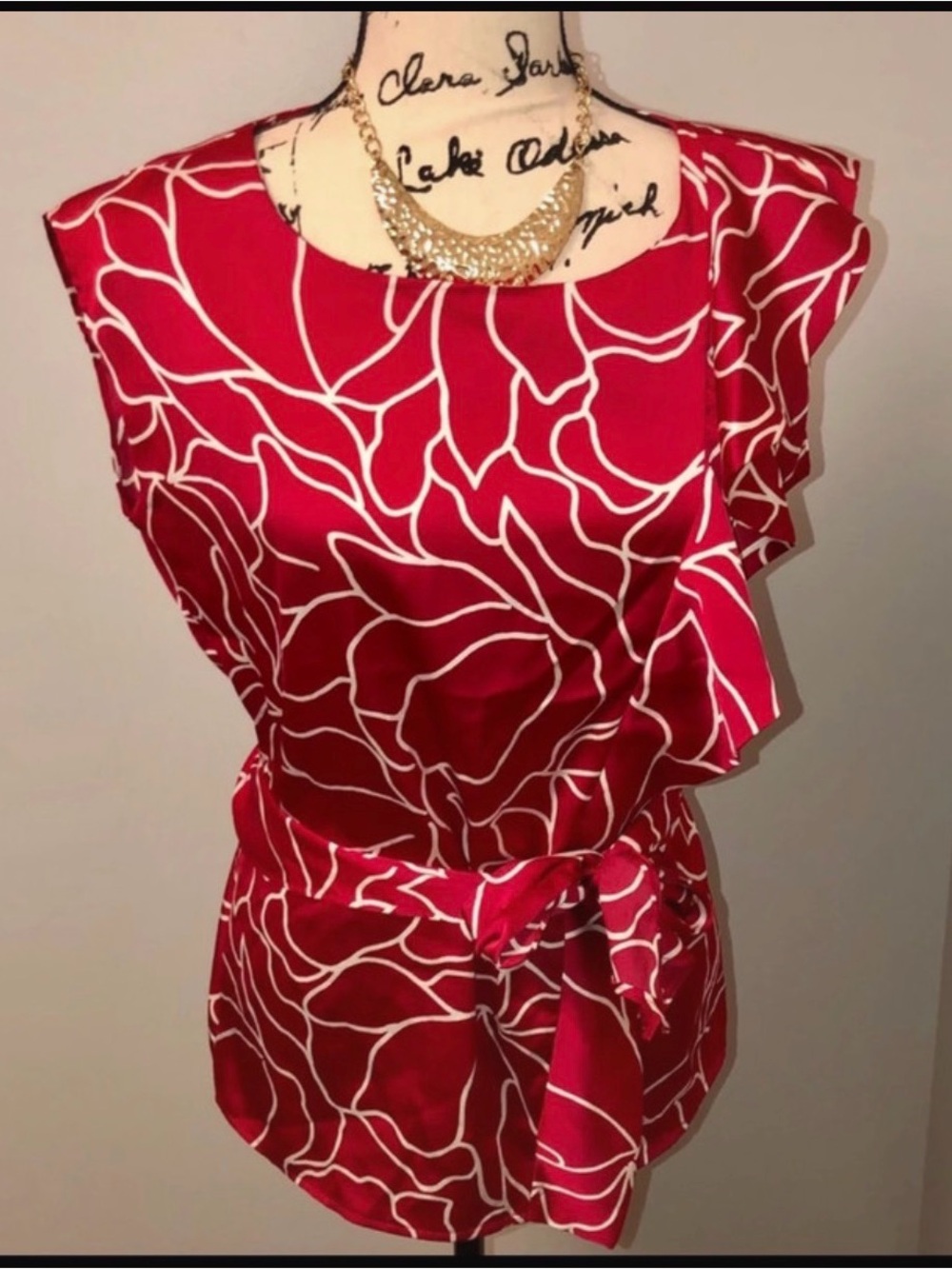 New York & Company Women's XS Red & White Ruffle Sleeve Tie Waist Blouse